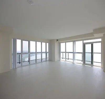 Toronto W06, ON M8V 0G9,38 Annie Craig DR #PH102