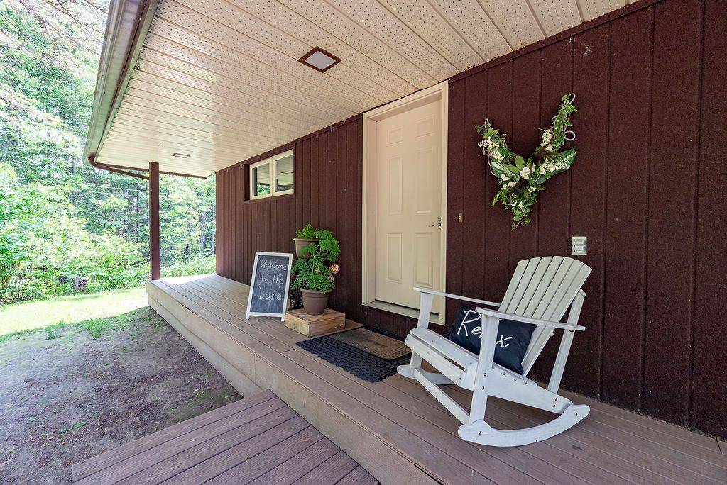 Madawaska Valley, ON K0J 1B0,42165 Combermere RD