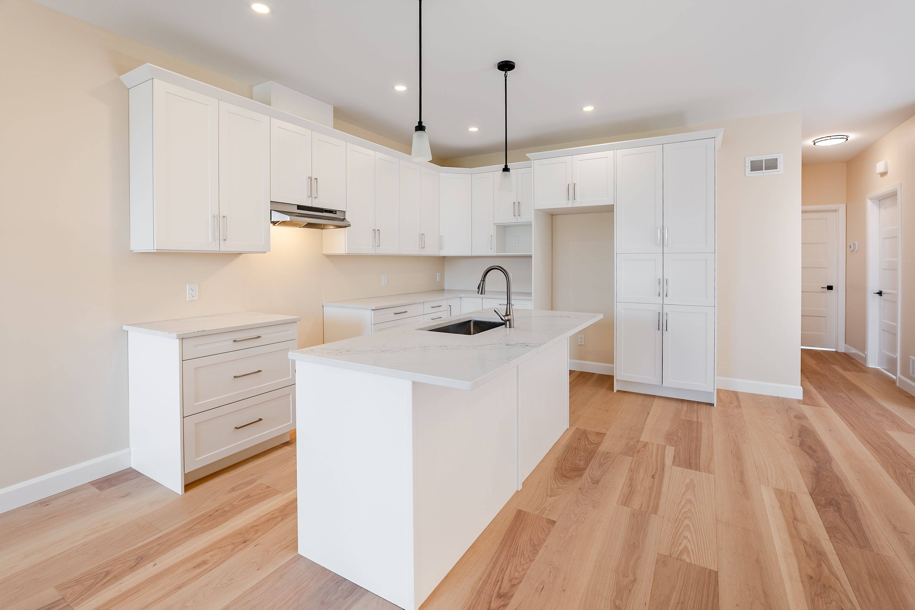 Cornwall, ON K6H 0J5,75 Portland DR