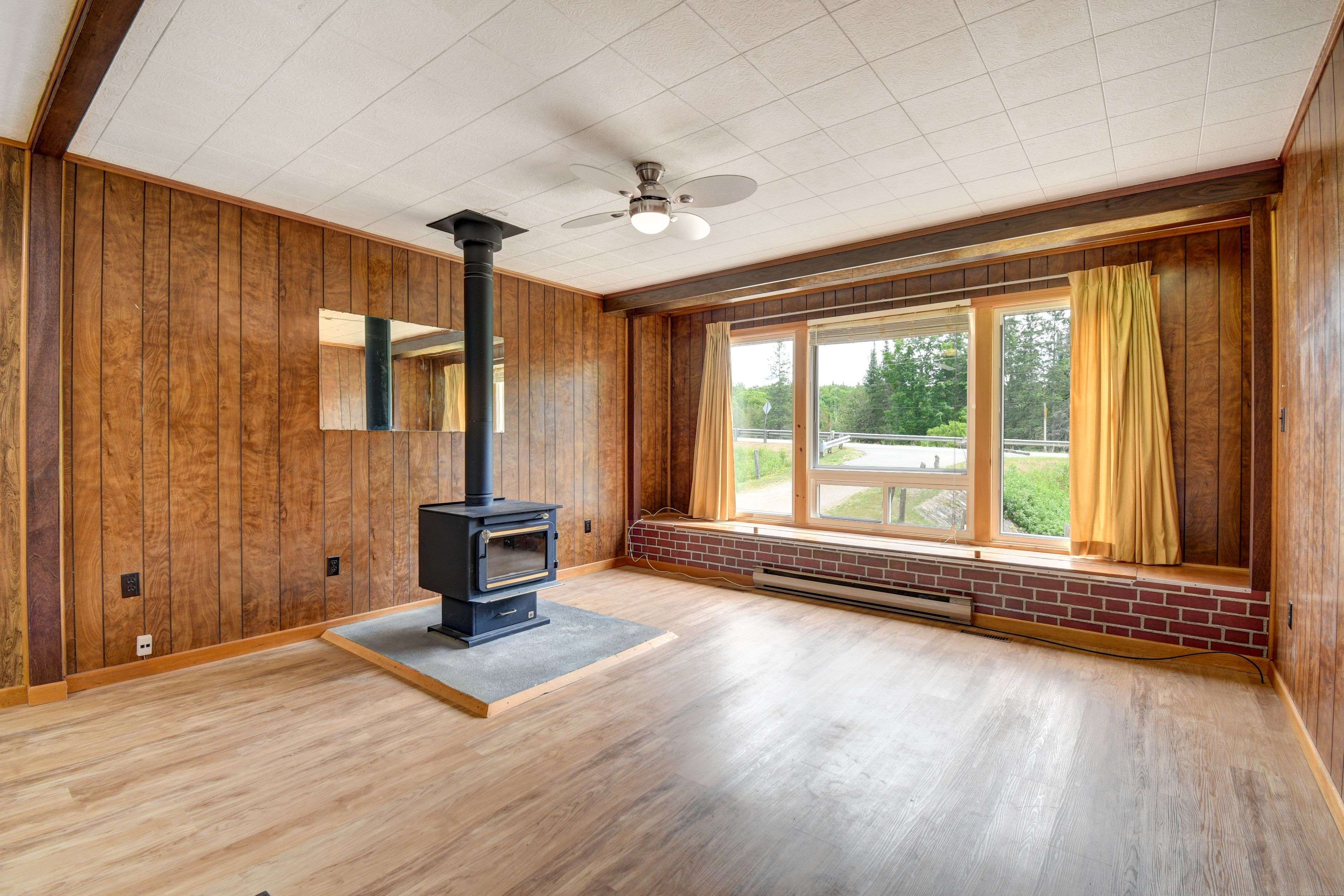 Wollaston, ON K0L 1P0,4886 Highway 620 N/A