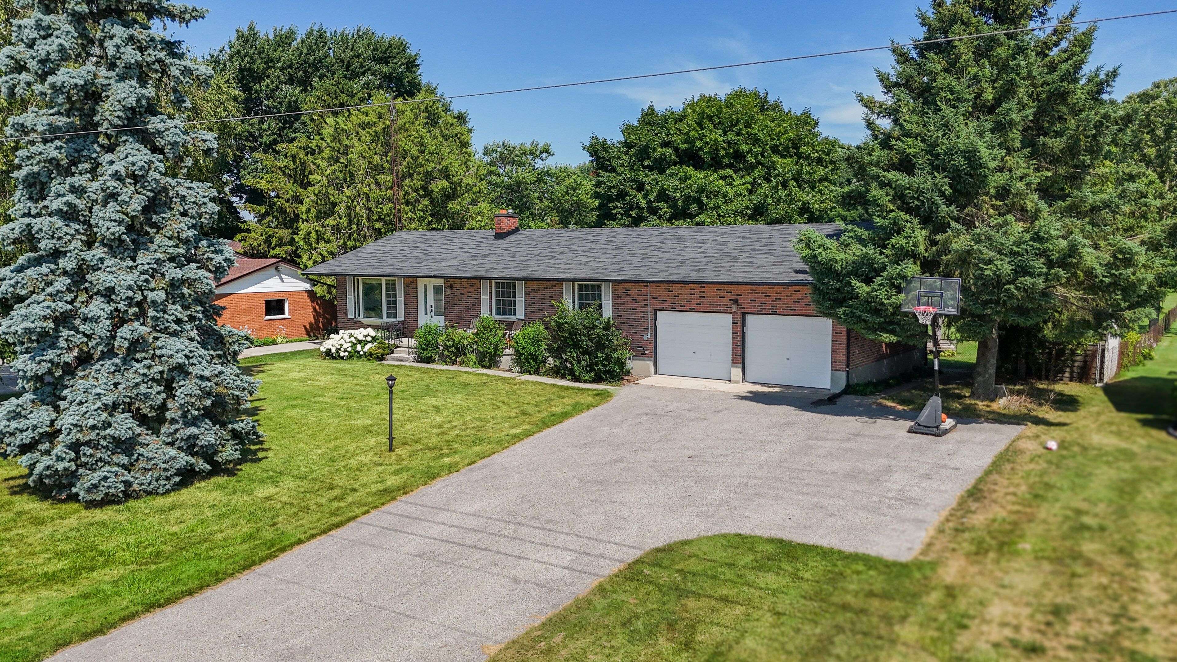 15322 Medway RD, Middlesex Centre, ON N0M 1C0
