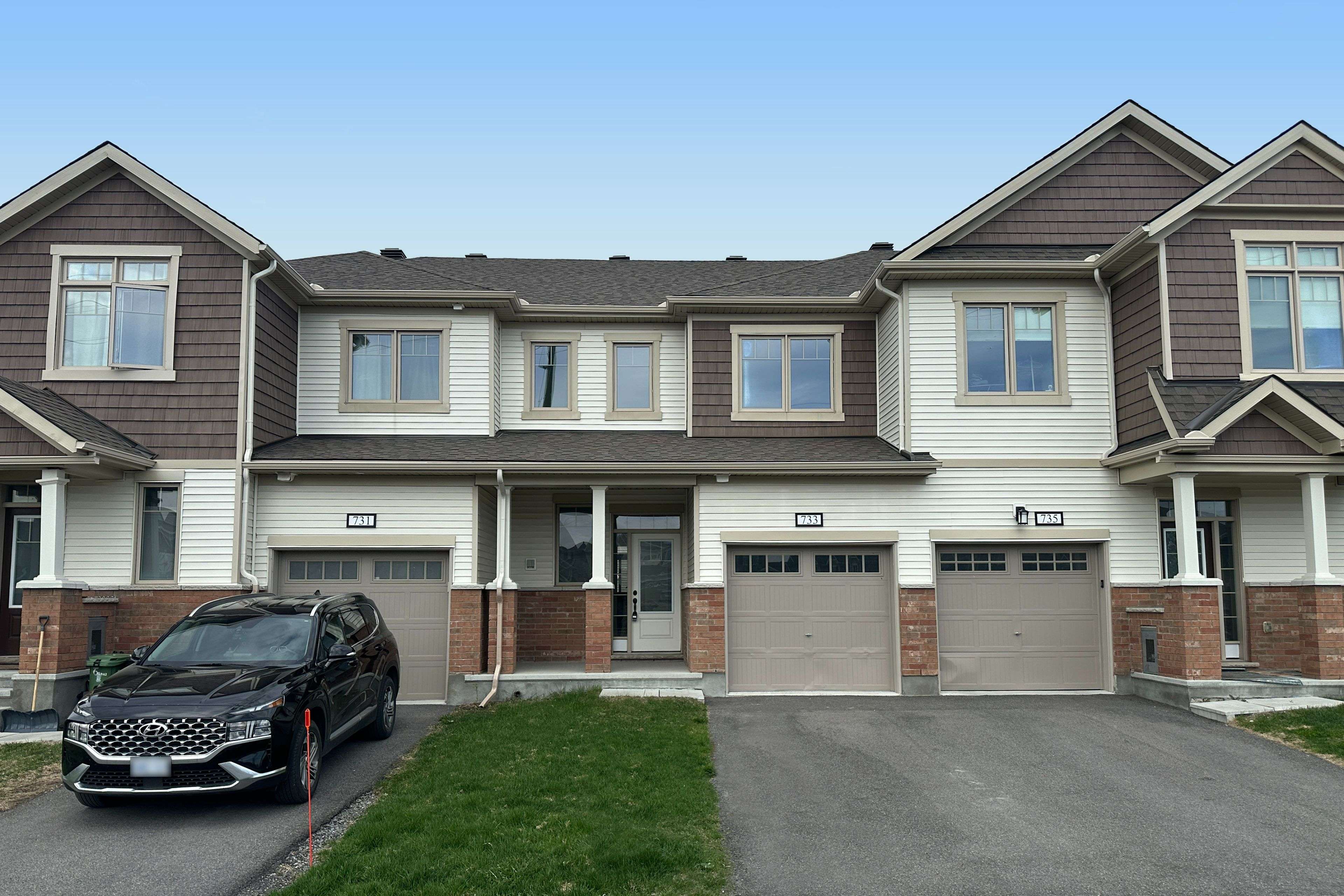 733 Megrez WAY, Barrhaven, ON K2J 6S8