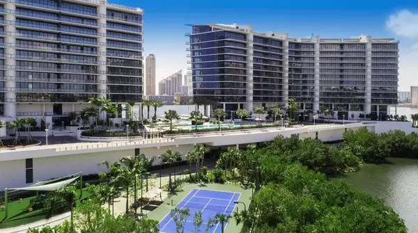 Aventura, FL 33160,5500 Island Estates Dr #704