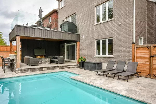Barrie, ON L4N 6J9,61 Muirfield DR