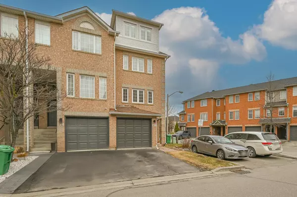 Brampton, ON L6X 4X6,176 Spadina RD