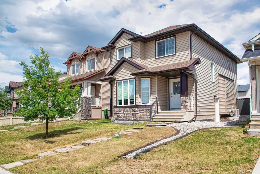 4 Saddlebrook CIR NE, Calgary, AB T3J 0K1