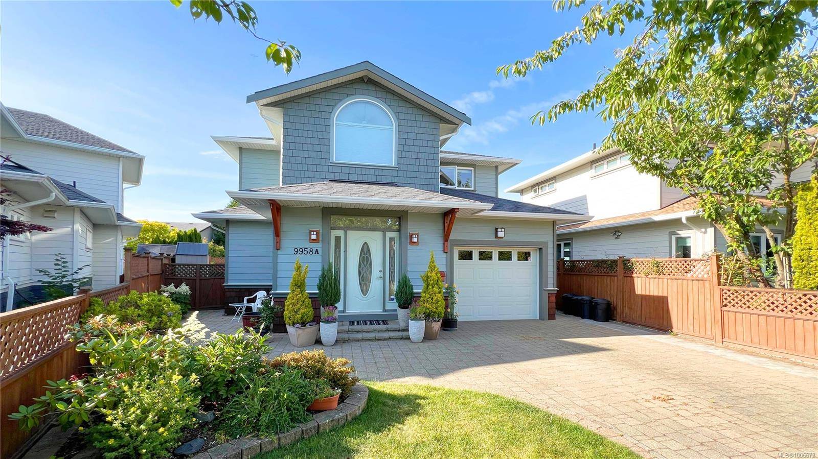 Sidney, BC V8L 4E4,9958A Swiftsure Pl