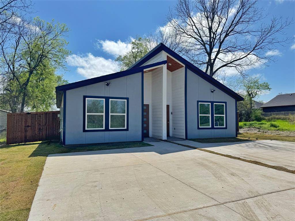 Greenville, TX 75401,1985 Bourland Street