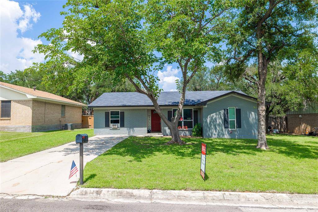 1602 17th Street, Brownwood, TX 76801