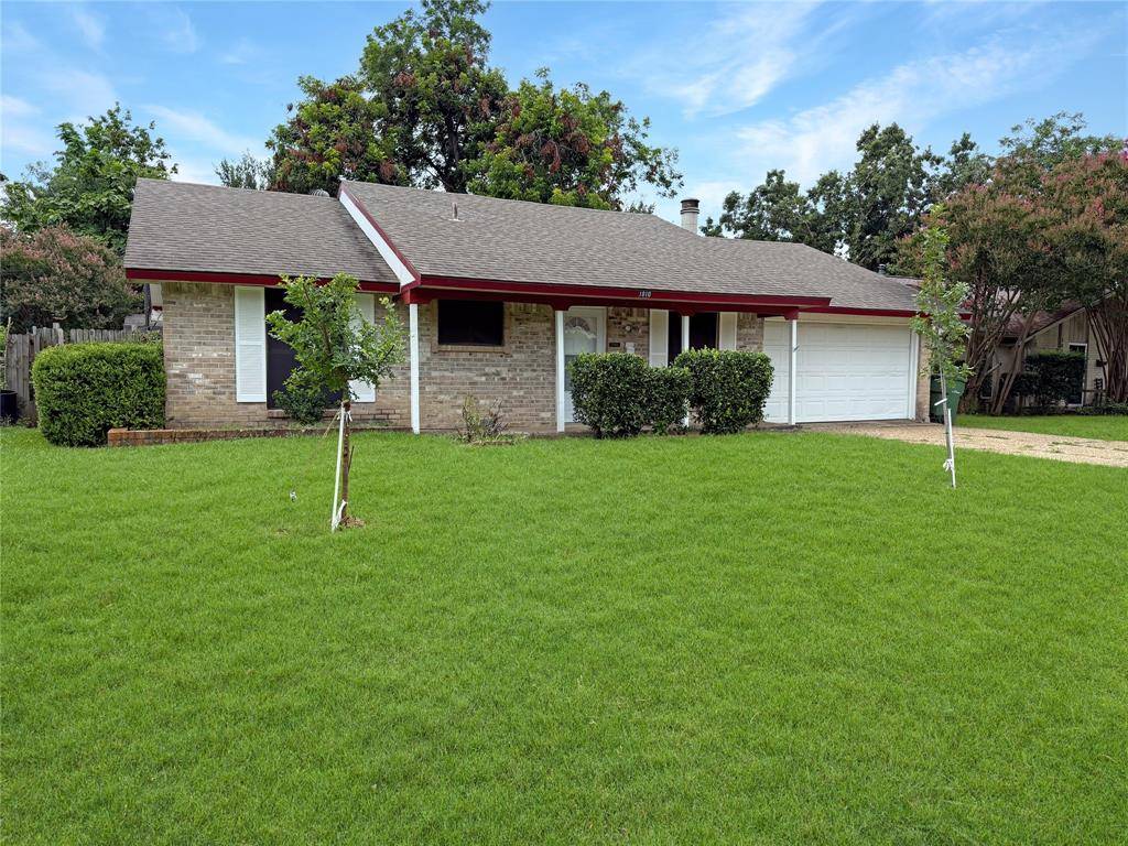 1010 Westbrook Drive, Garland, TX 75043