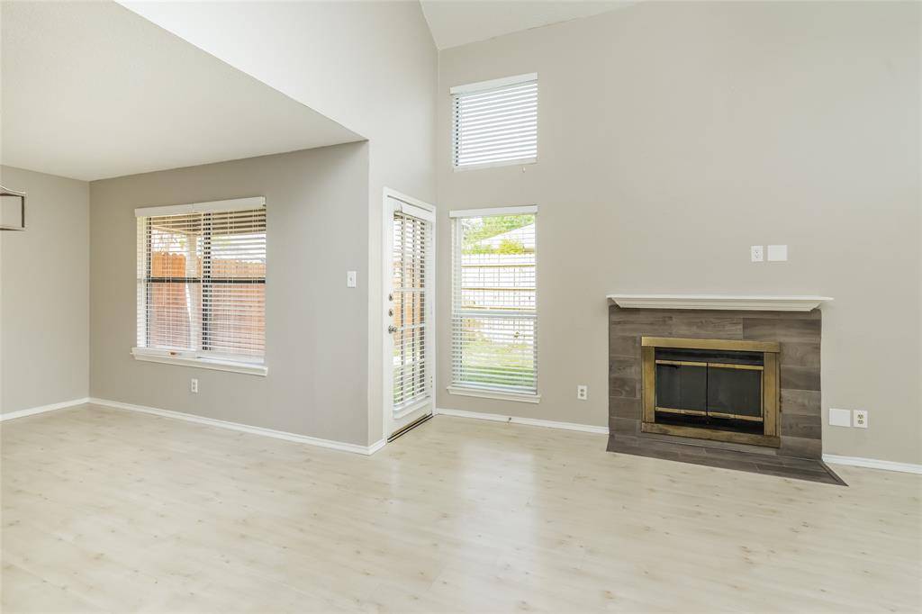Lewisville, TX 75067,930 Boxwood Drive