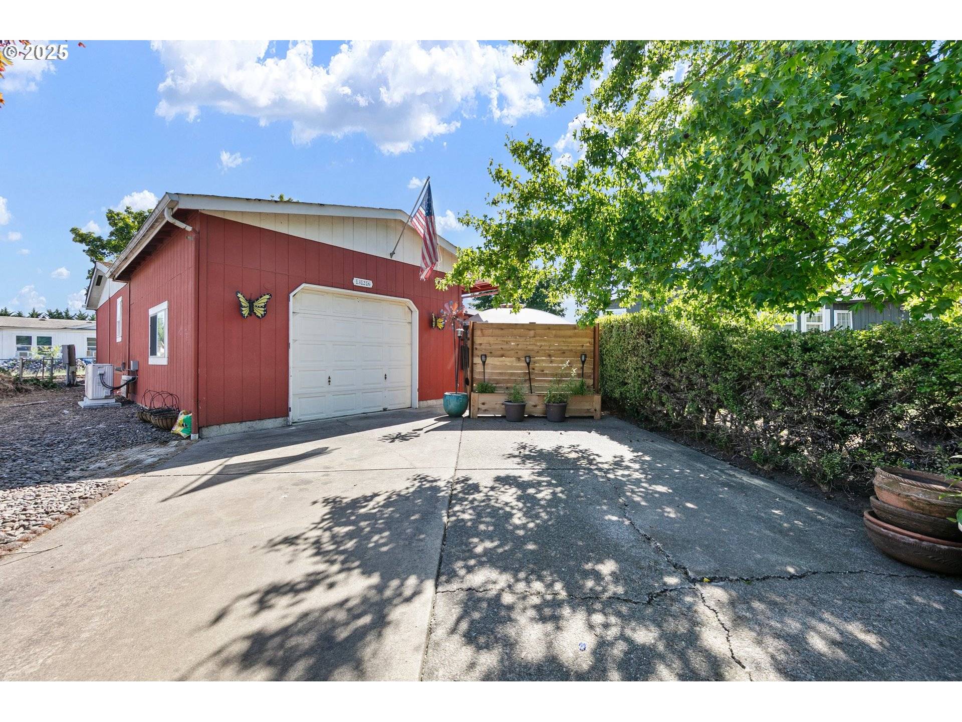 326 LACASA ST #14, Eugene, OR 97402