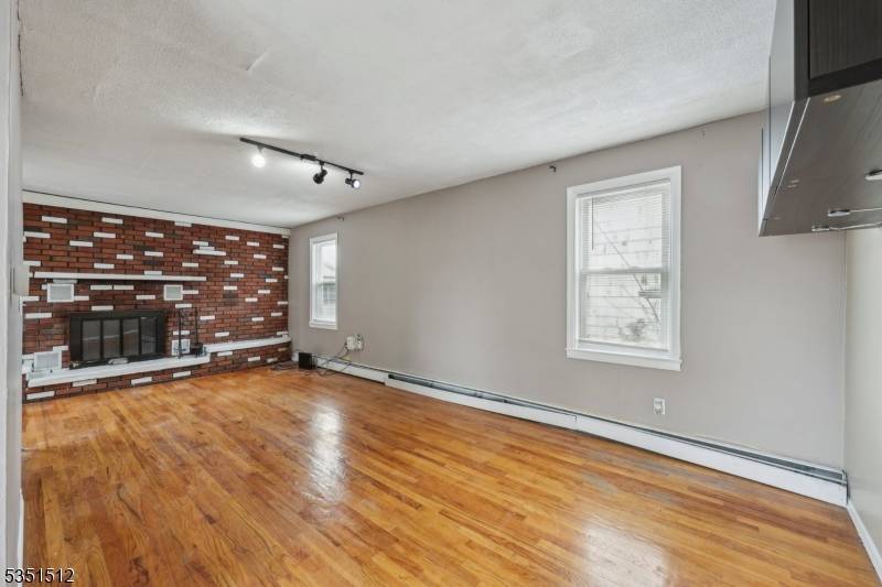 Hillside Twp., NJ 07205,188 Baltimore Ave