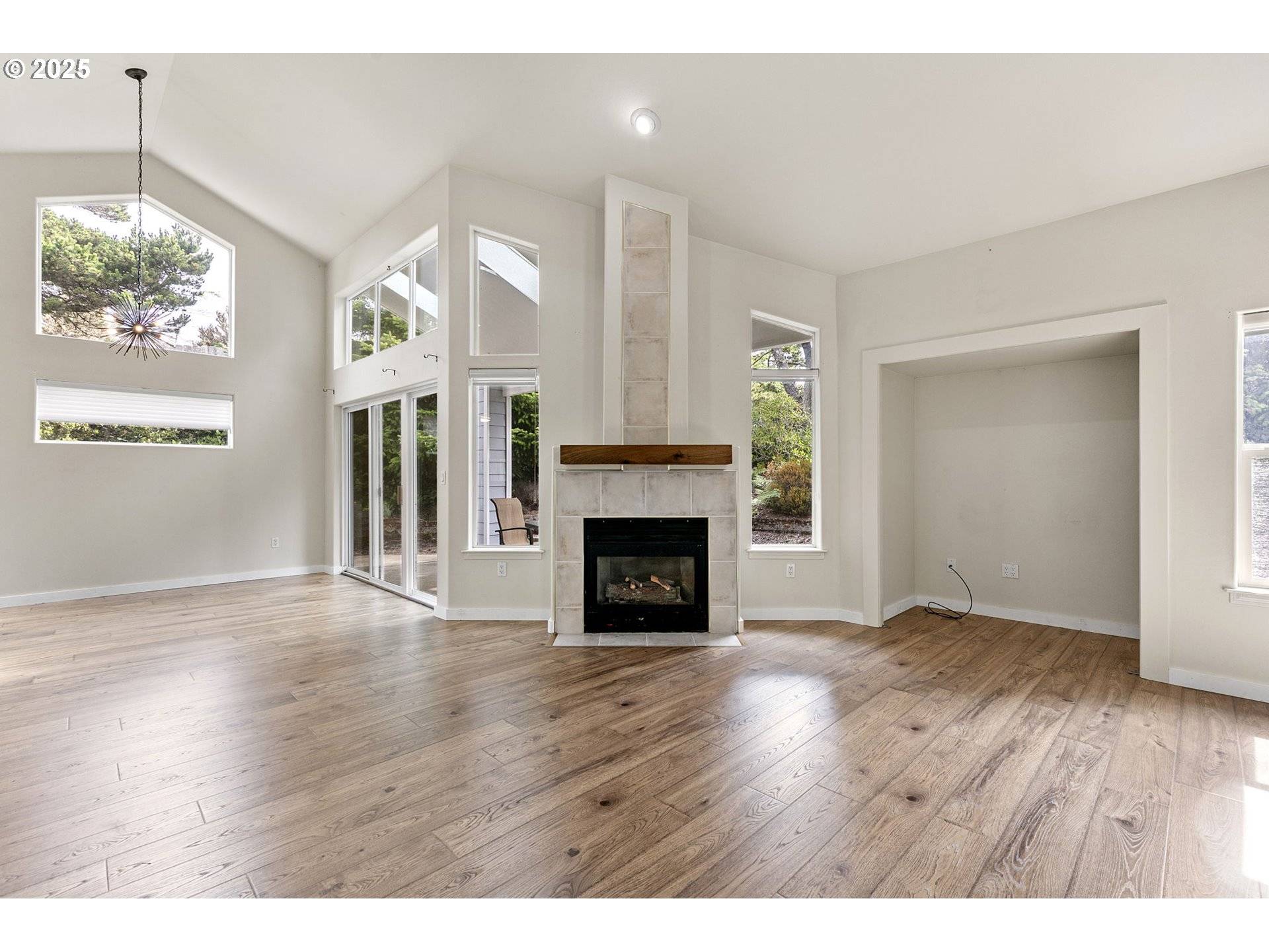 Florence, OR 97439,89 SAILORS RAVINE CT