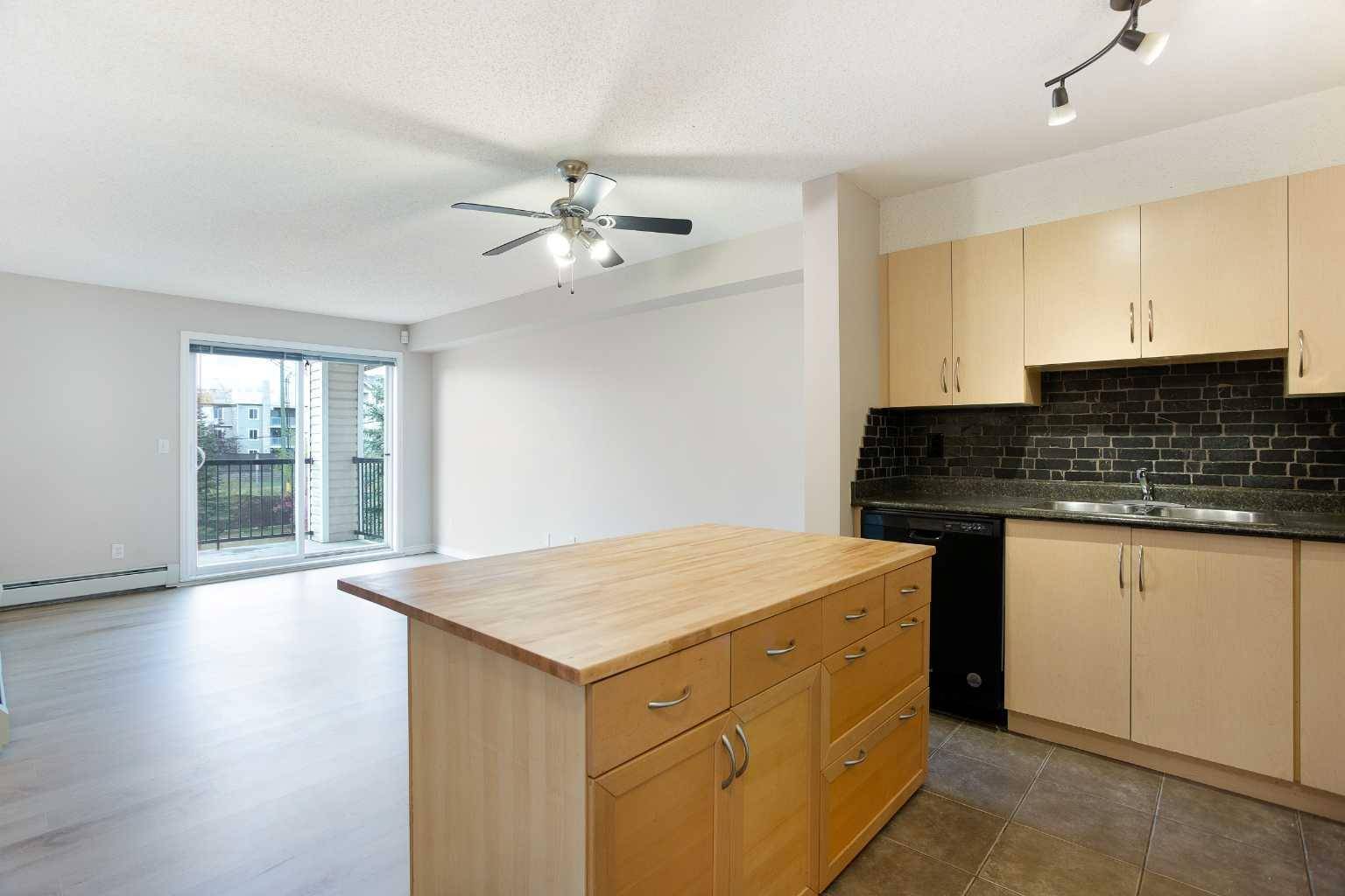 Calgary, AB T2Y 0B4,2395 Eversyde AVE Southwest #1331