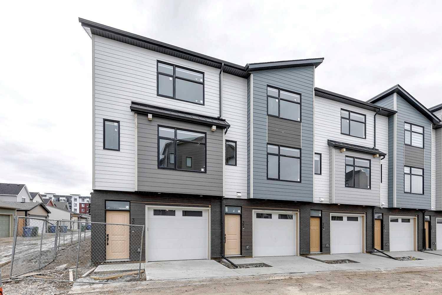 903 Mahogany BLVD Southeast #14, Calgary, AB T3M3W9