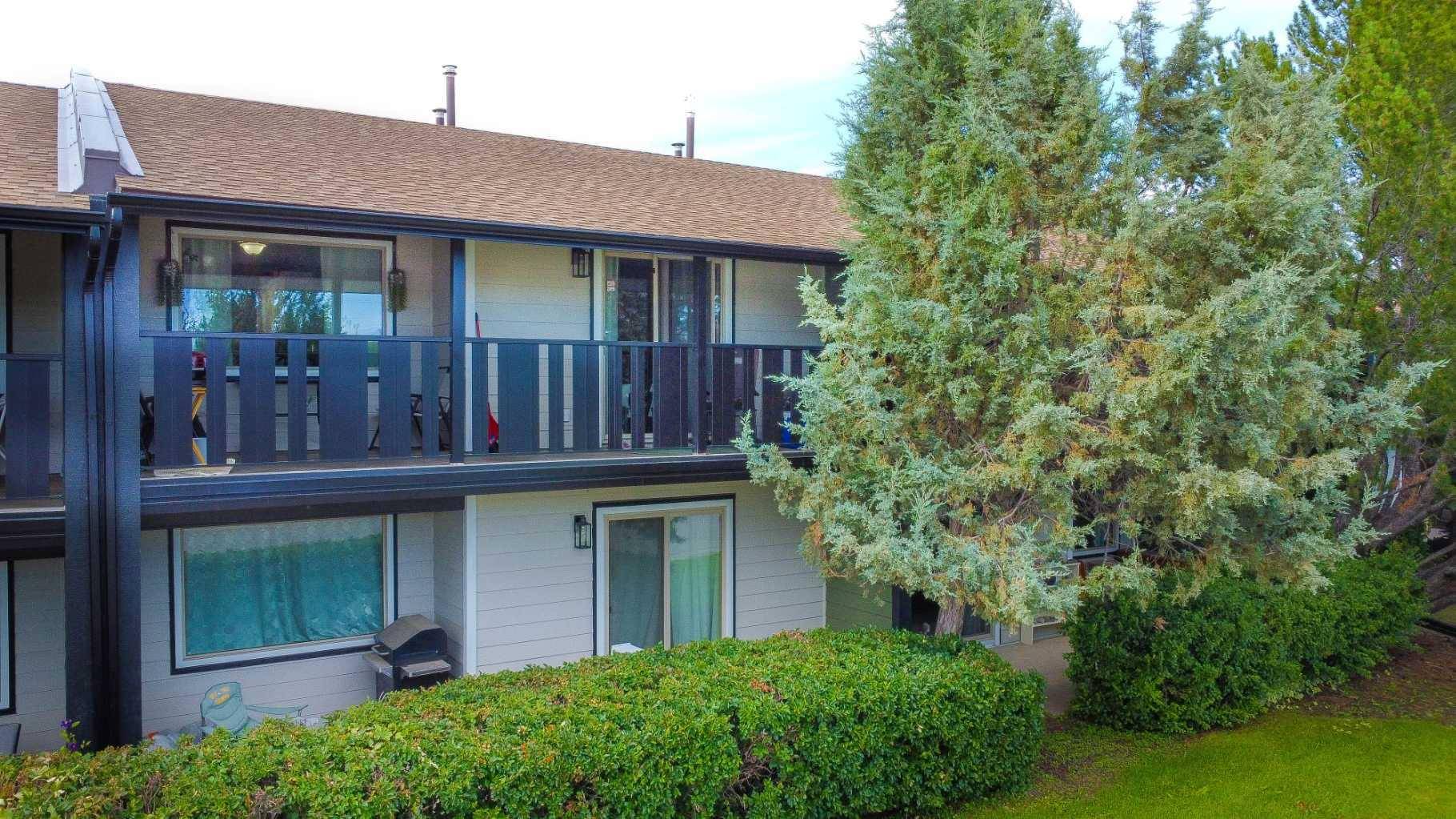 Red Deer, AB T4R 1M8,54 Bell ST #212