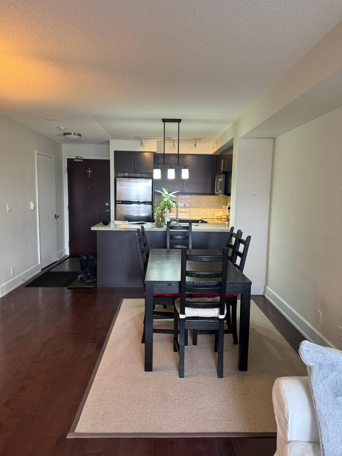 Toronto C15, ON M2K 3E7,676 Sheppard AVE #416