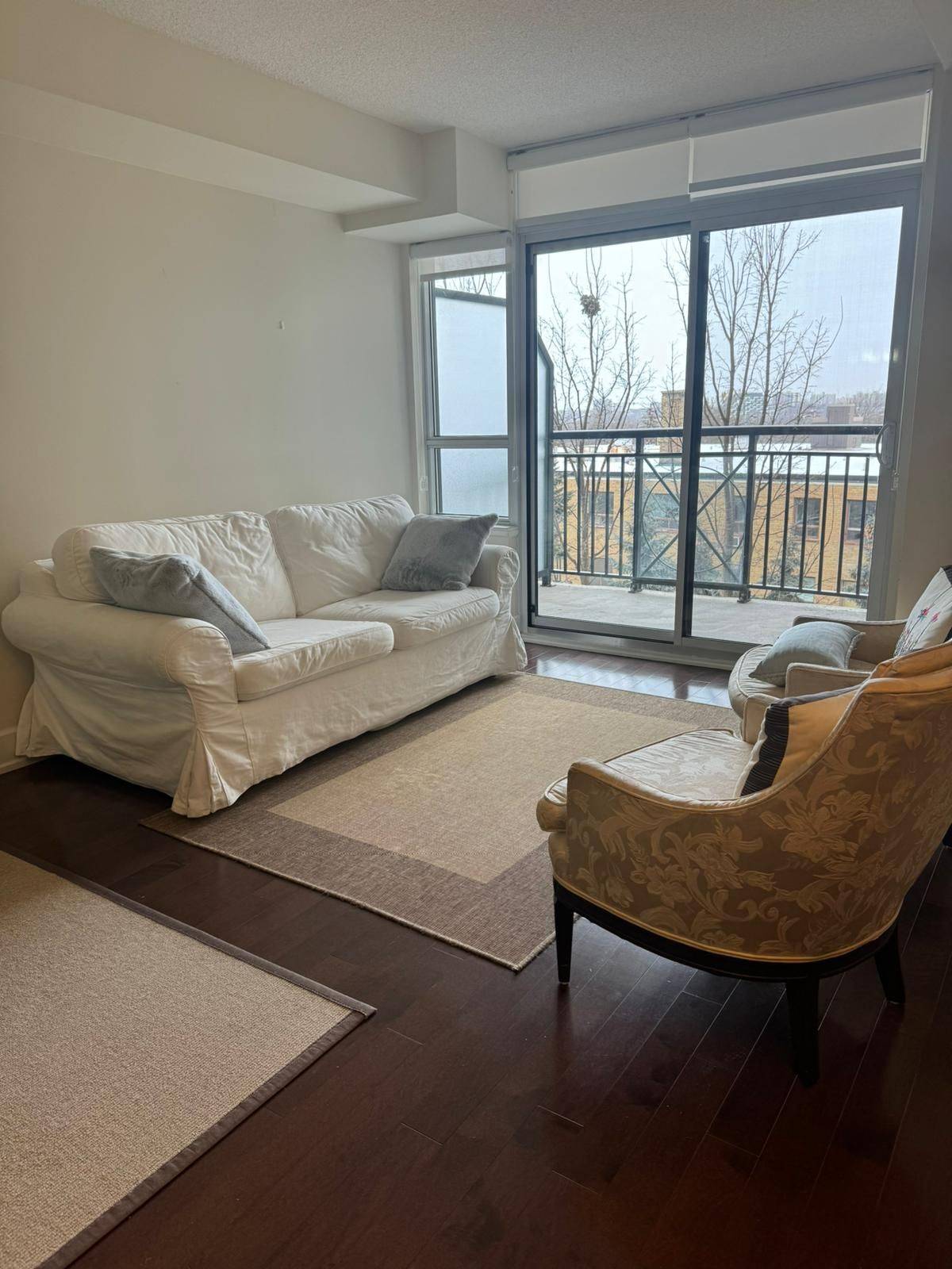 Toronto C15, ON M2K 3E7,676 Sheppard AVE E #416