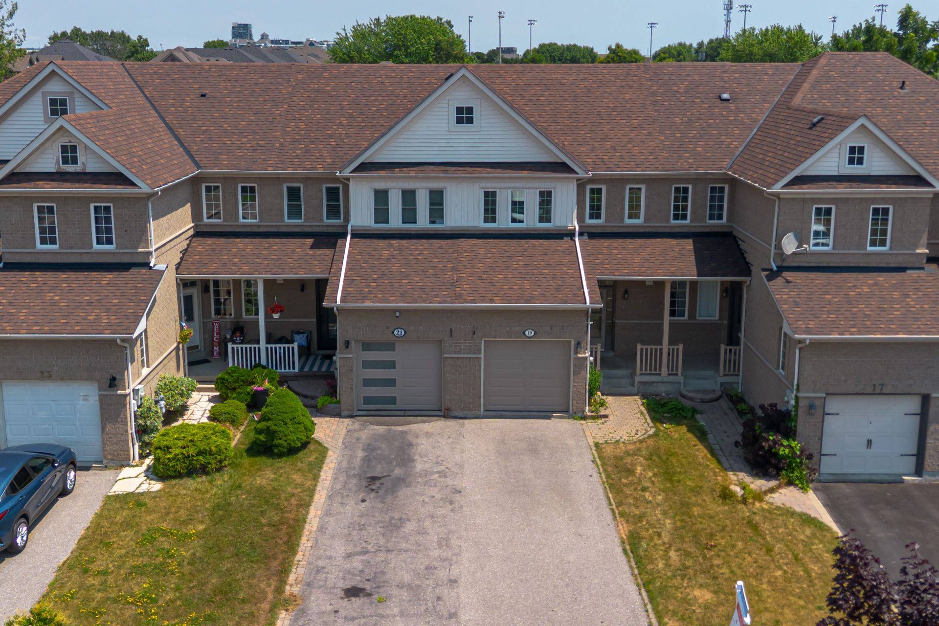 Whitby, ON L1N 9P2,19 Inlet Bay DR