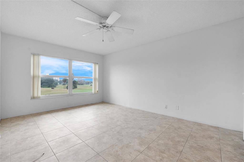 Pompano Beach, FL 33069,2900 N Palm Aire Dr #303