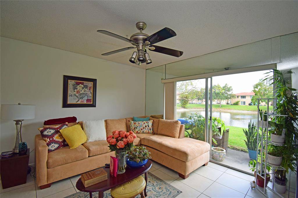 Coral Springs, FL 33071,9942 Twin Lakes Dr #7-F