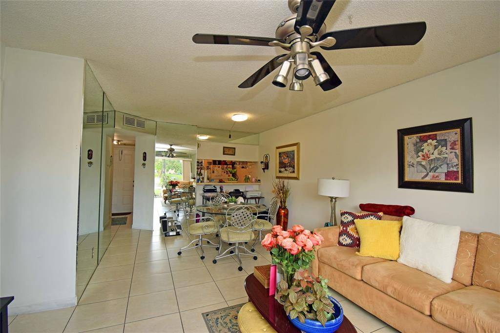 Coral Springs, FL 33071,9942 Twin Lakes Dr #7-F