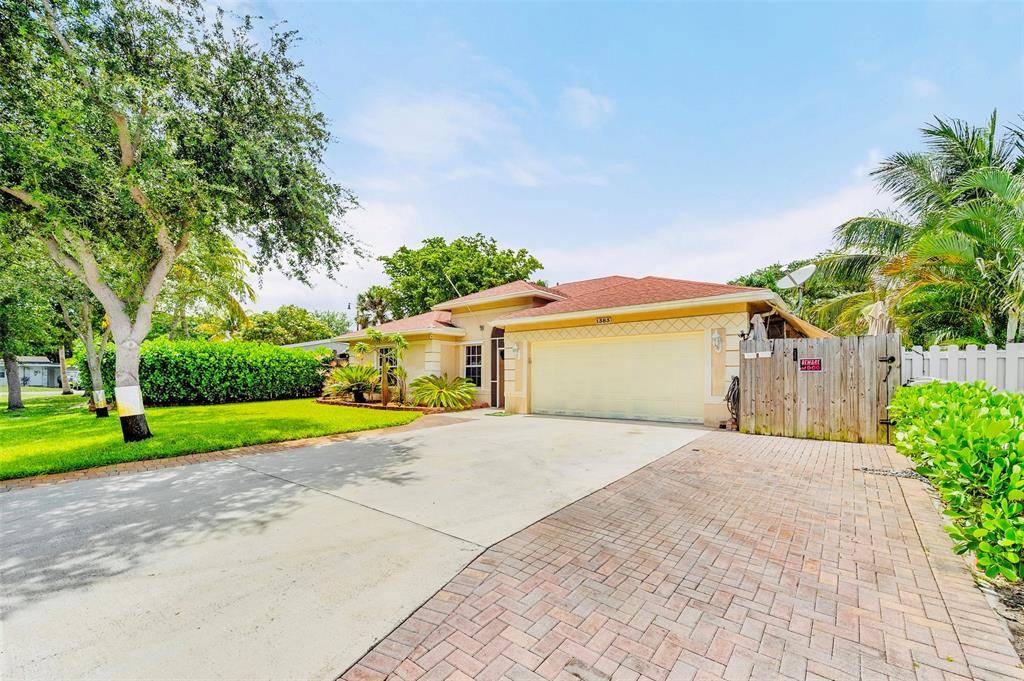 Pompano Beach, FL 33064,1383 NE 27th St