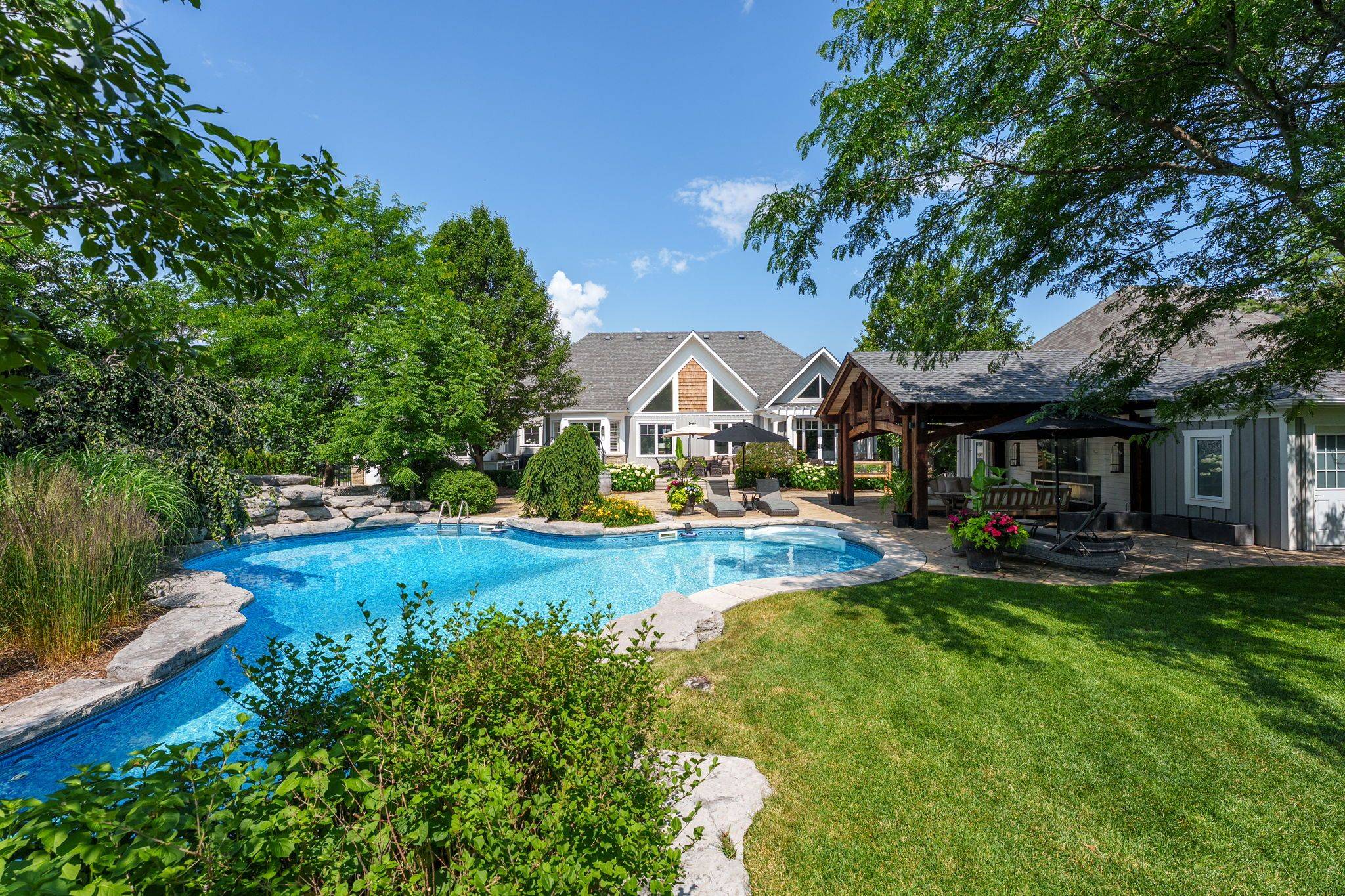 Georgina, ON L4P 0B1,3 Wolford CT