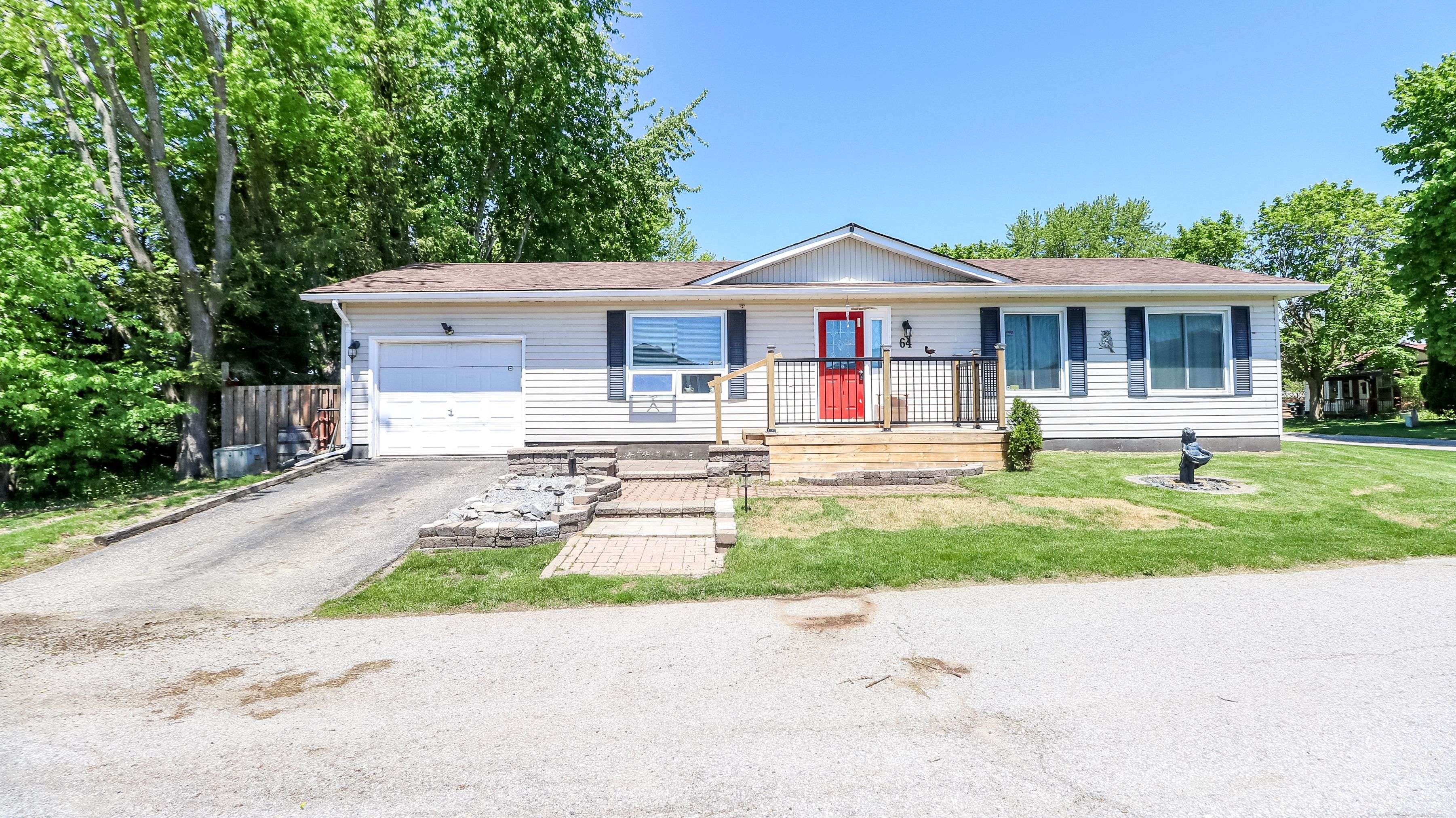 64 Royal Oak DR, Innisfil, ON N1L 1N1