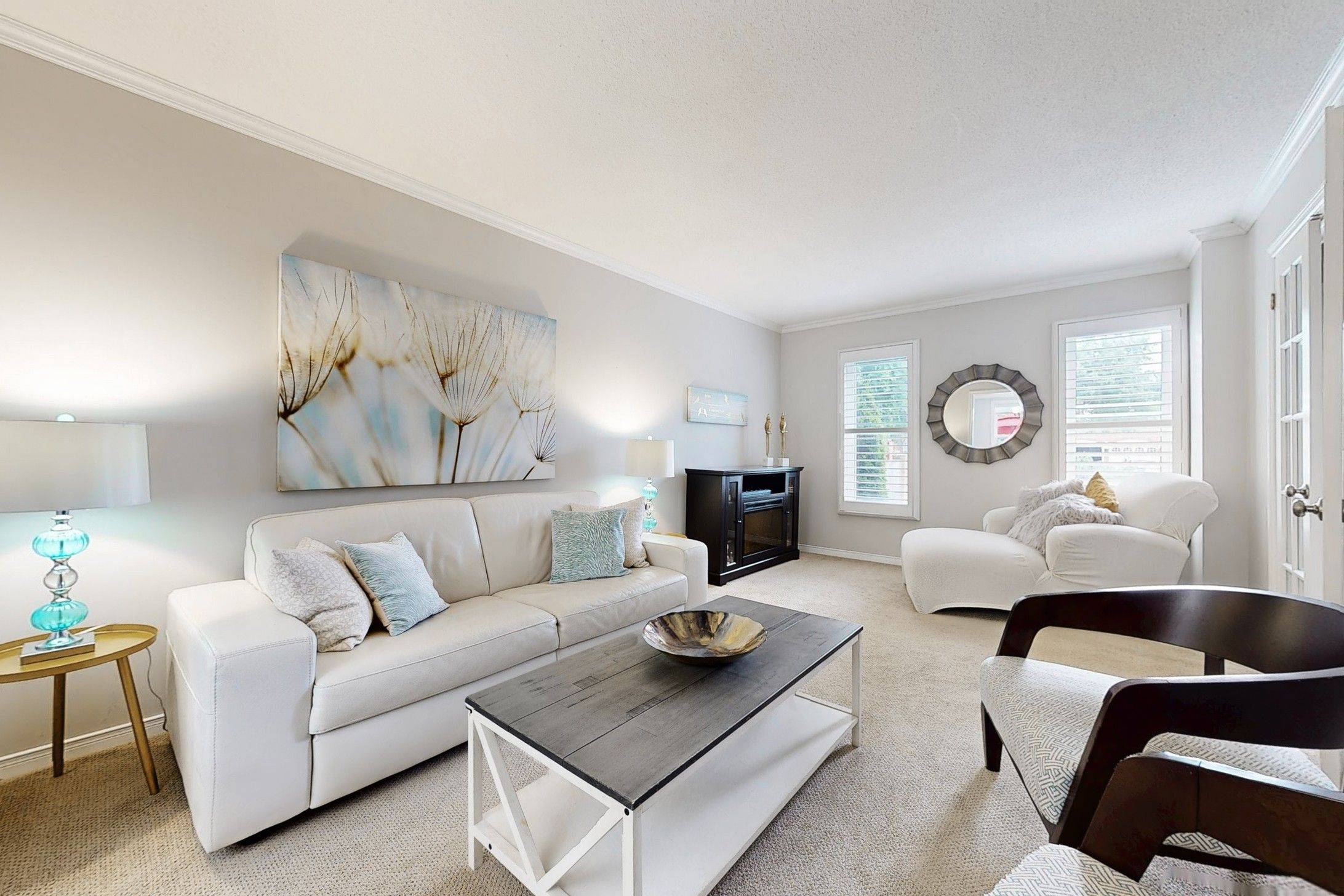 Newmarket, ON L3X 1B5,363 CROSSLAND Gate