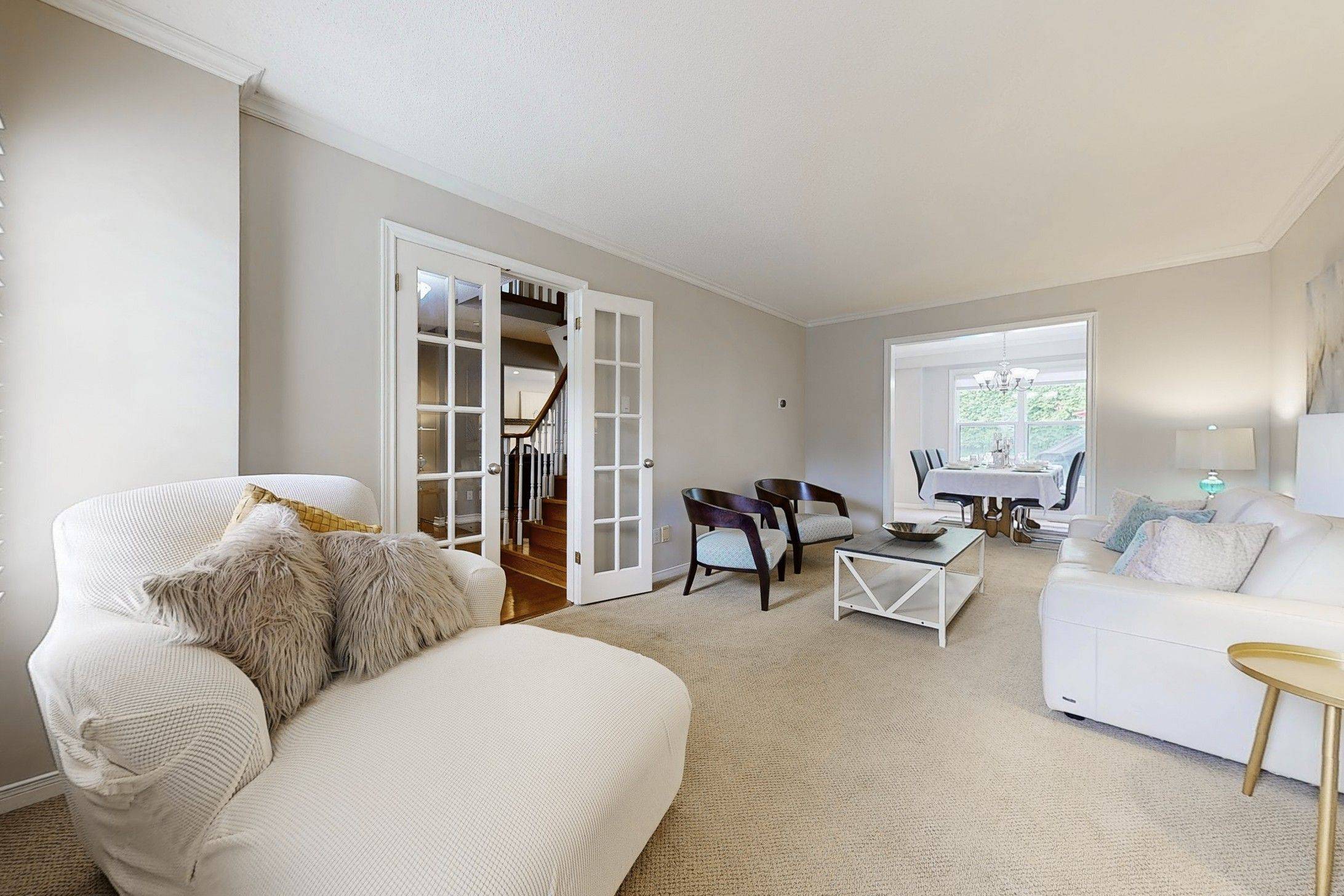 Newmarket, ON L3X 1B5,363 CROSSLAND Gate
