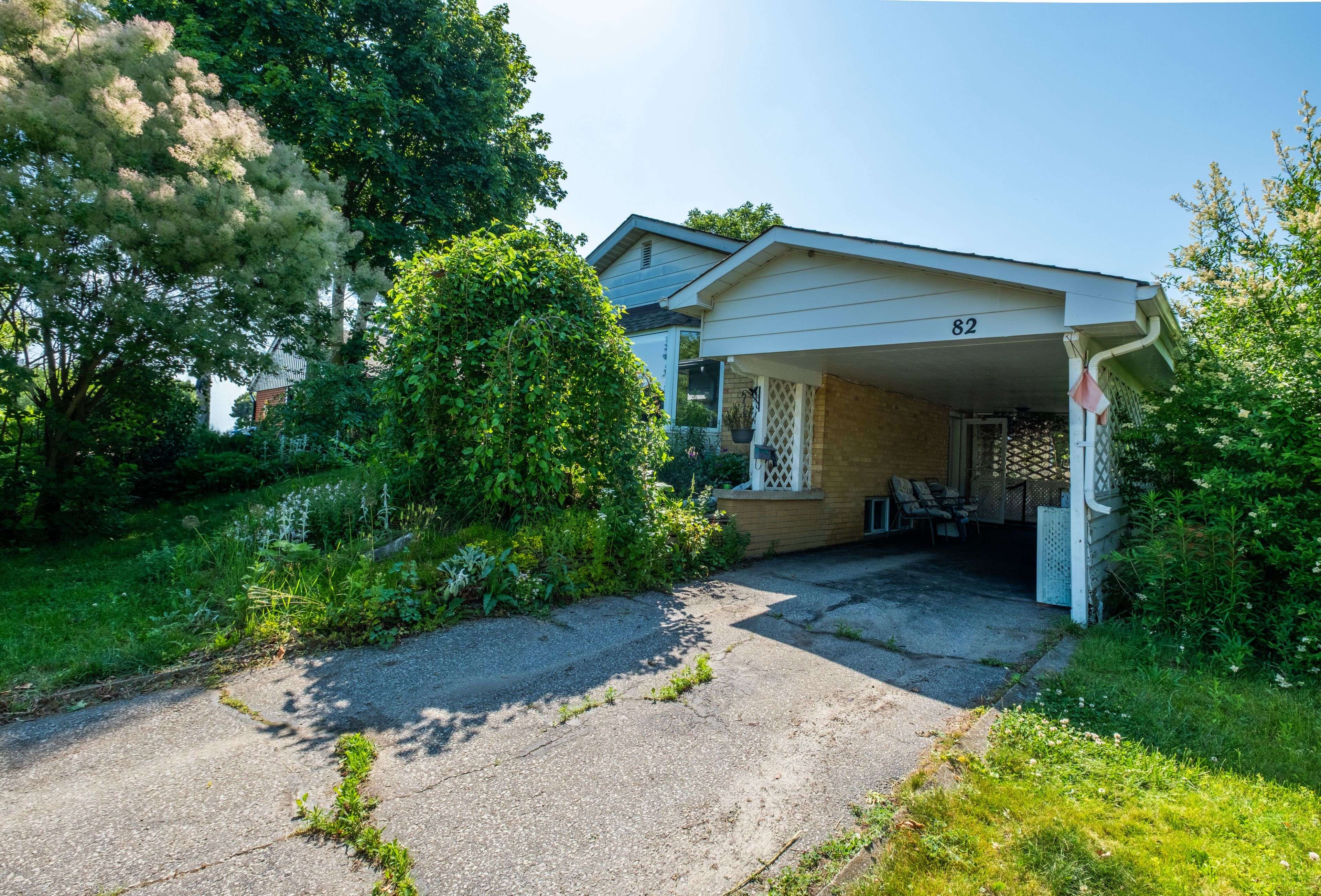 82 Roseford TER, Halton Hills, ON L7J 2L3