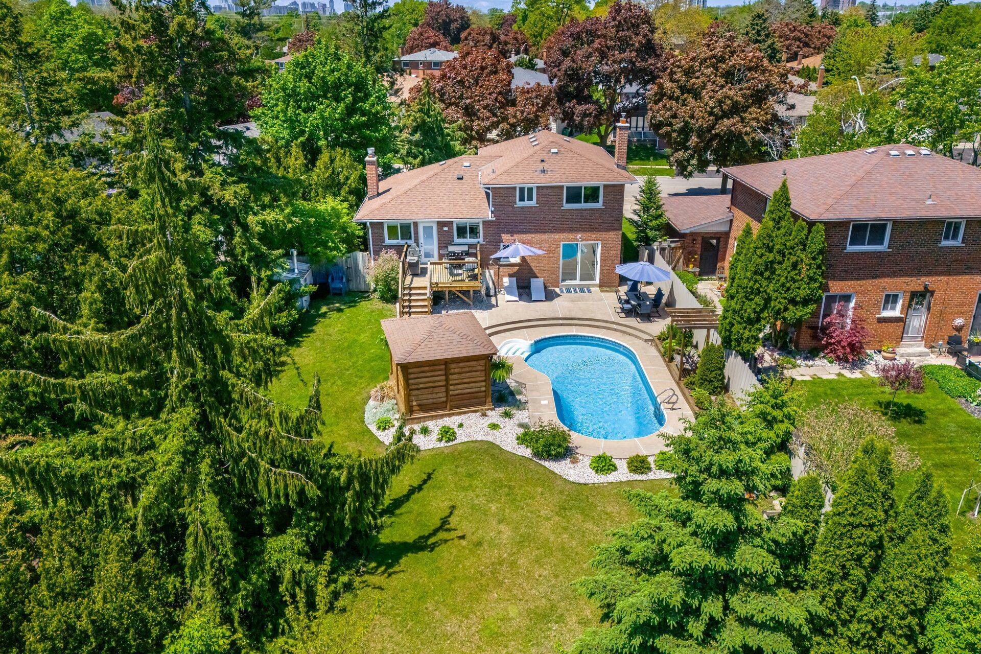 Mississauga, ON L5A 1J5,412 Tedwyn DR