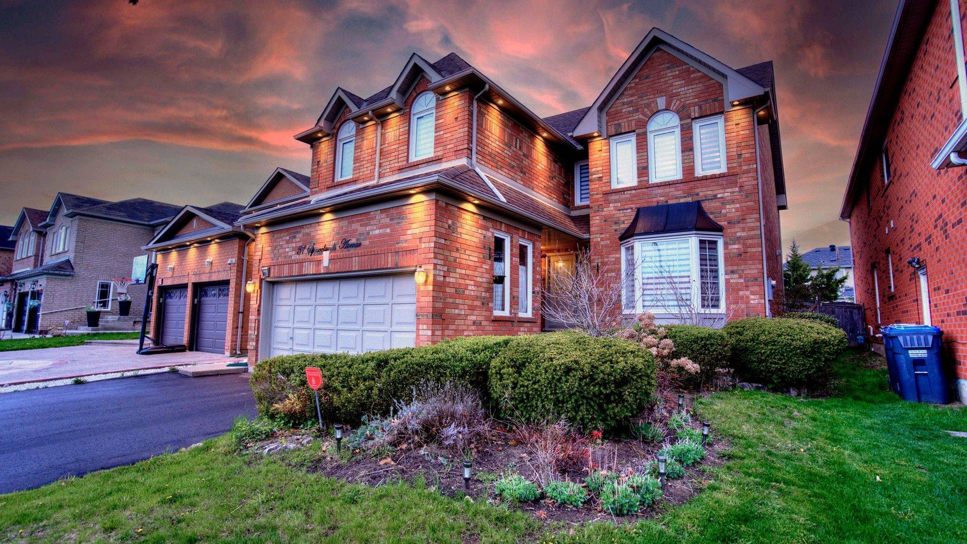 Brampton, ON L6R 1N3,87 Sprucelands AVE
