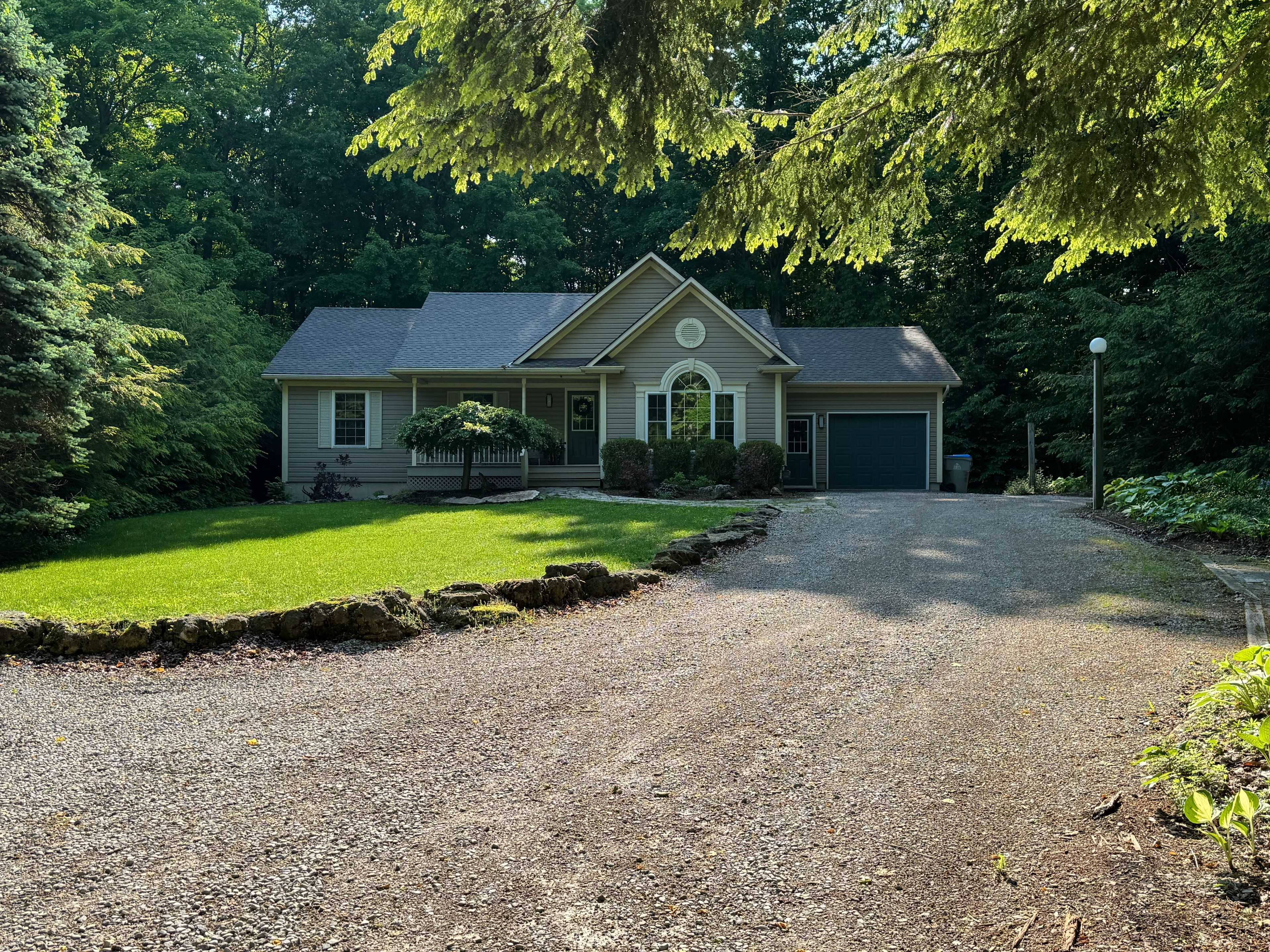 Bluewater, ON N0M 1G0,77376 Forest Ridge RD