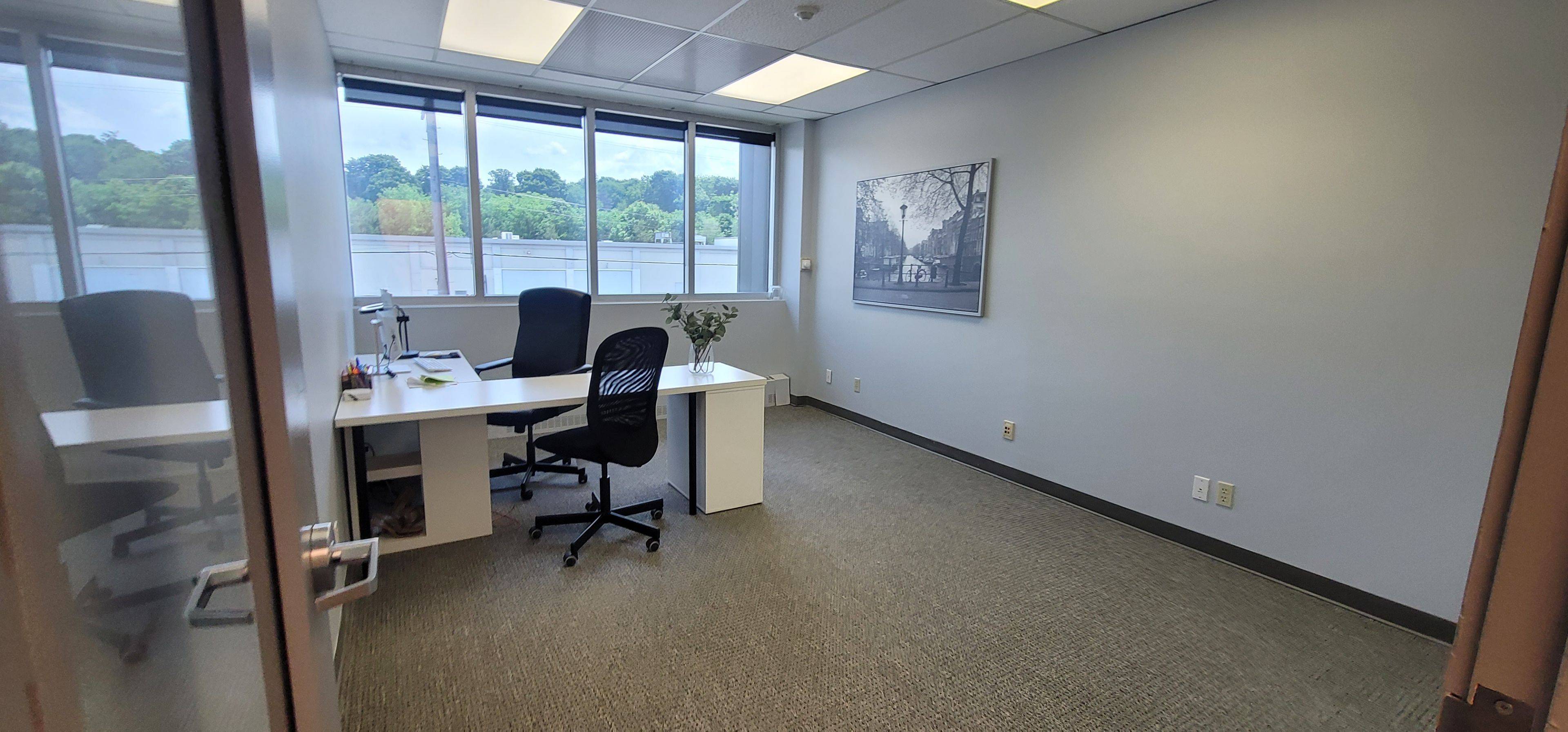 Alta Vista And Area, ON K1G 0Z1,485 Industrial AVE #10