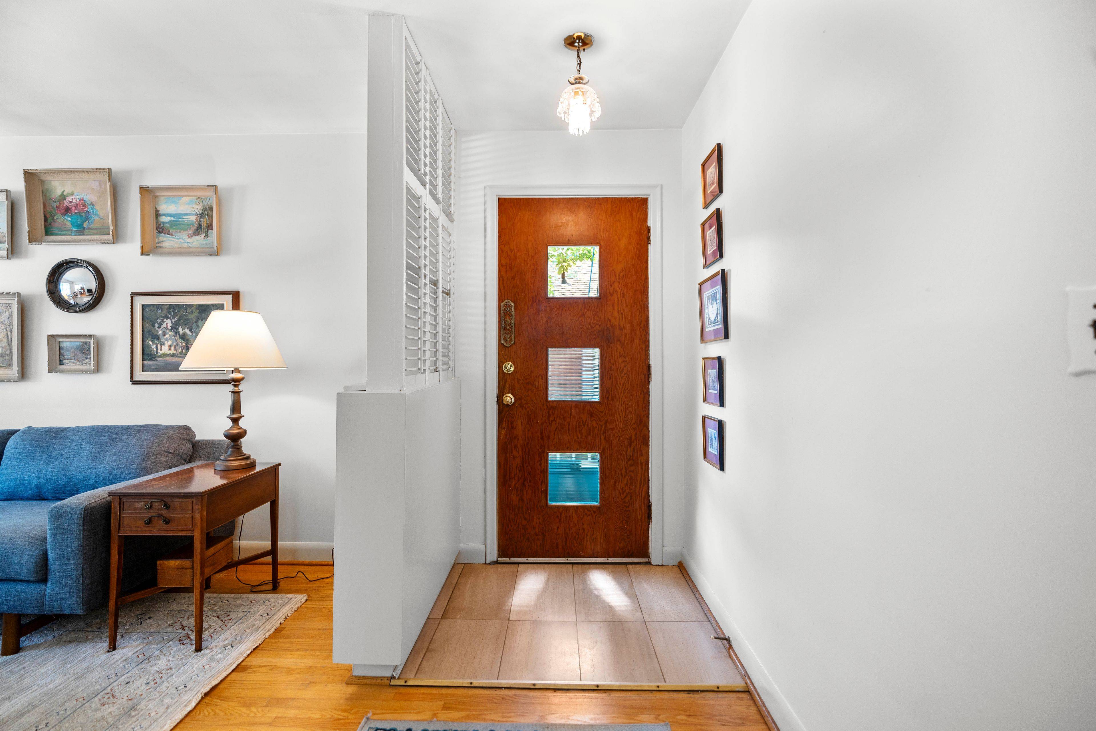 Hamilton, ON L8T 1X7,39 Hardale CRES