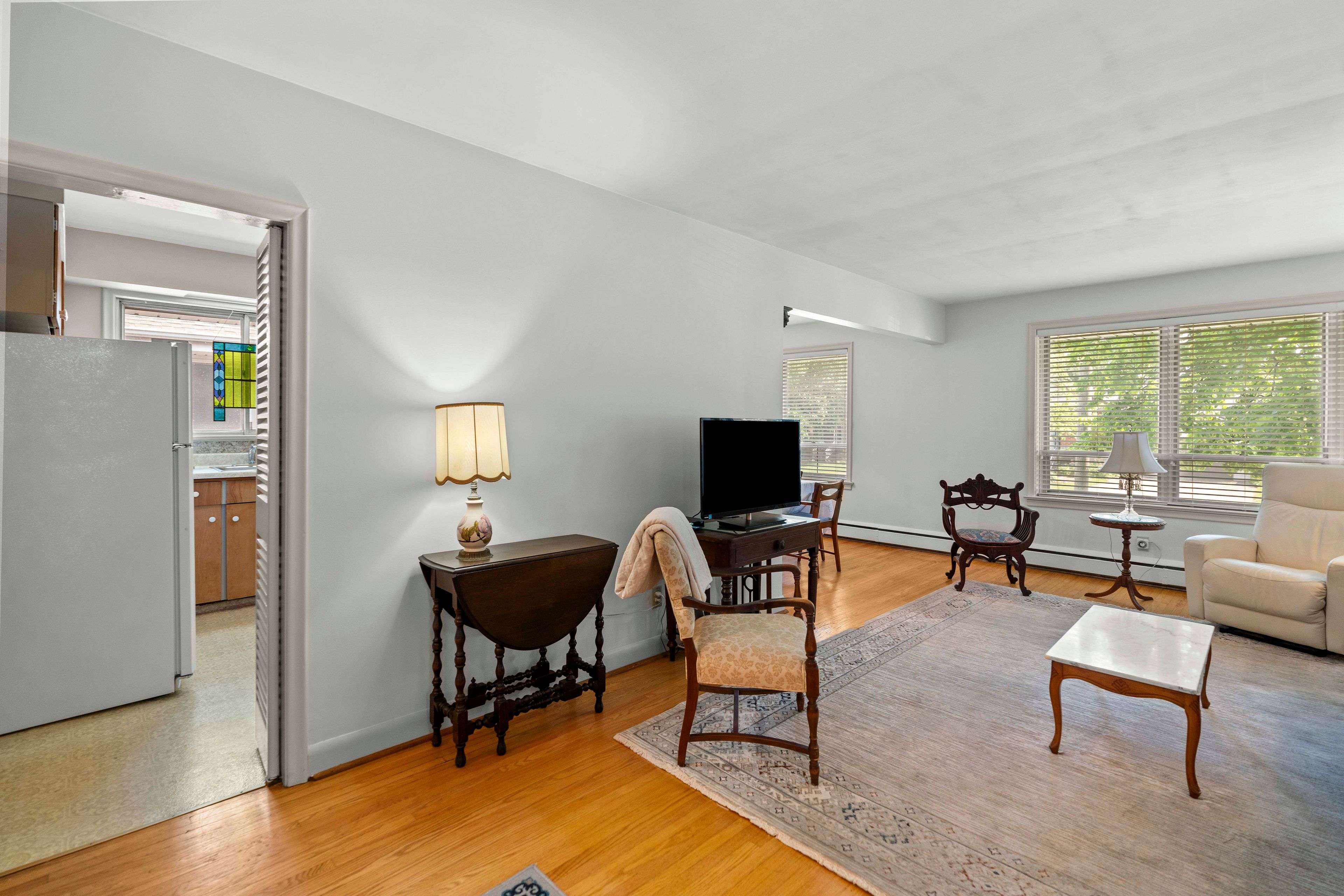 Hamilton, ON L8T 1X7,39 Hardale CRES