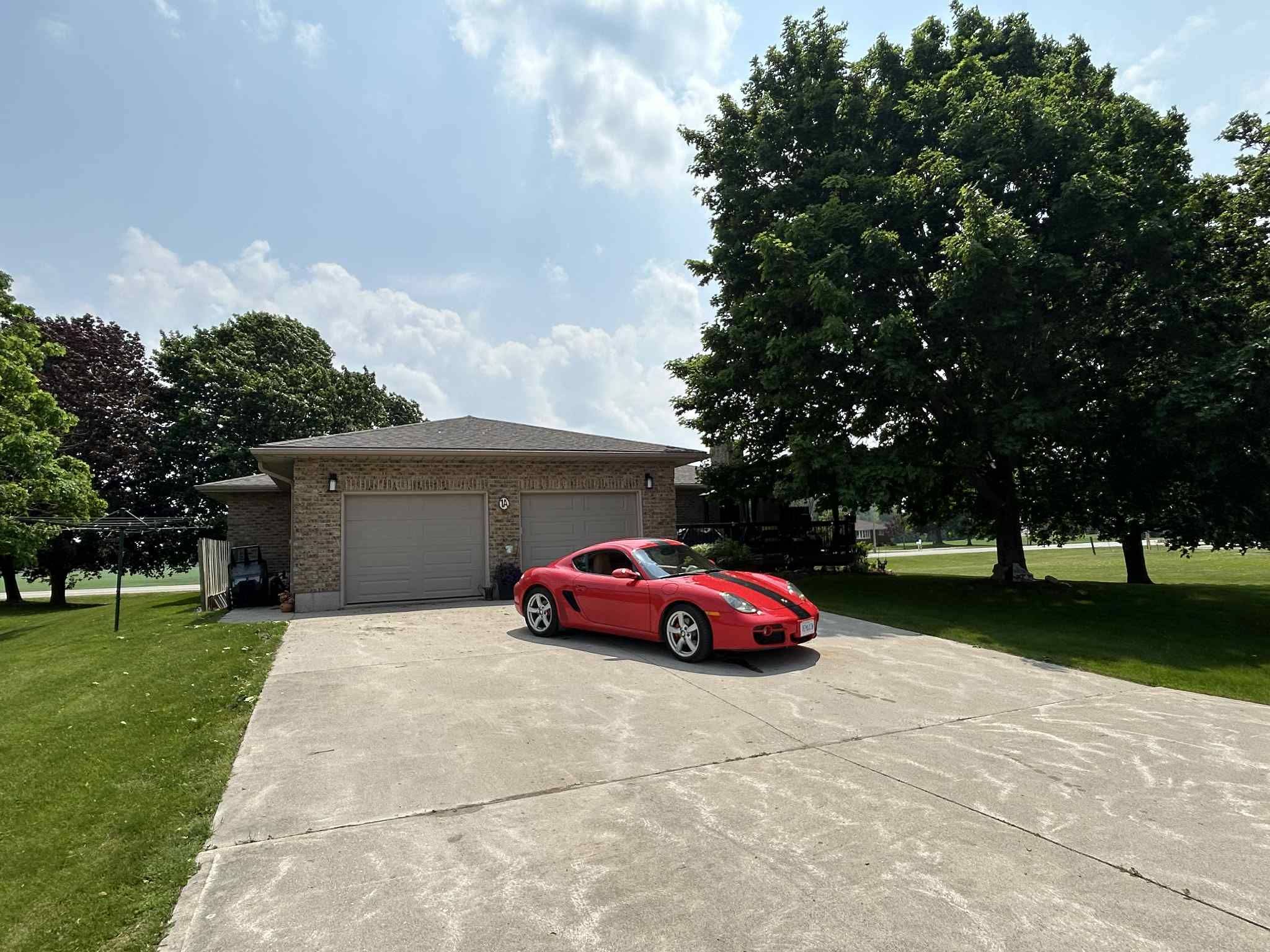 North Huron, ON N0G 2W0,1A Crawford ST