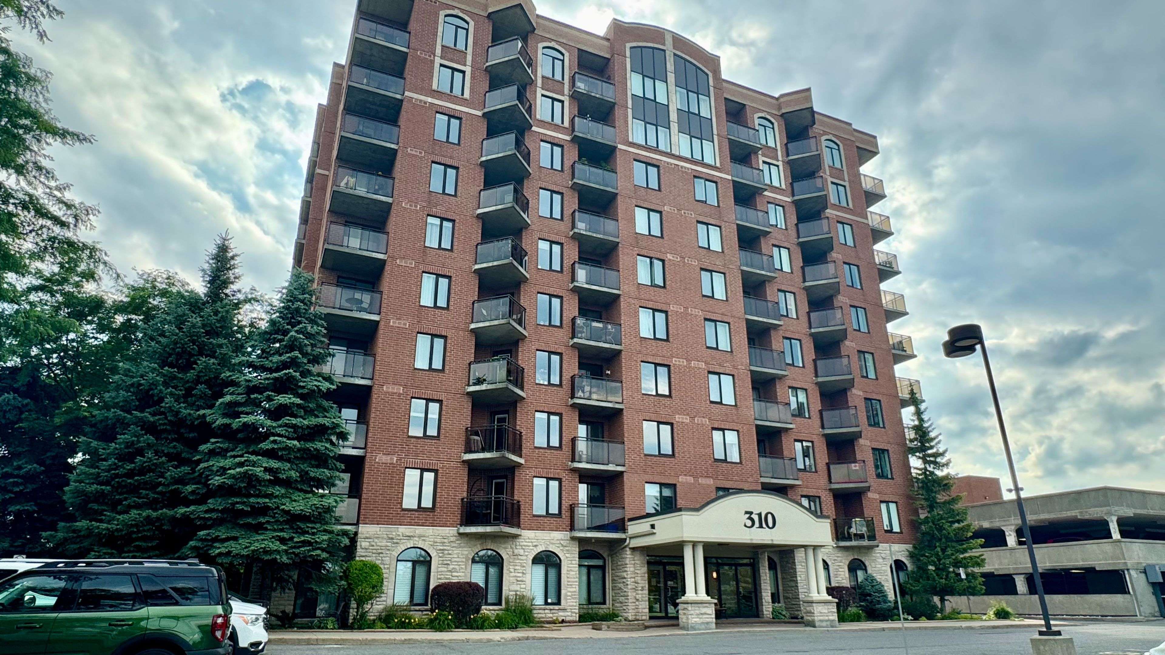 310 Central Park DR #7J, Carlington - Central Park, ON K2C 4G4