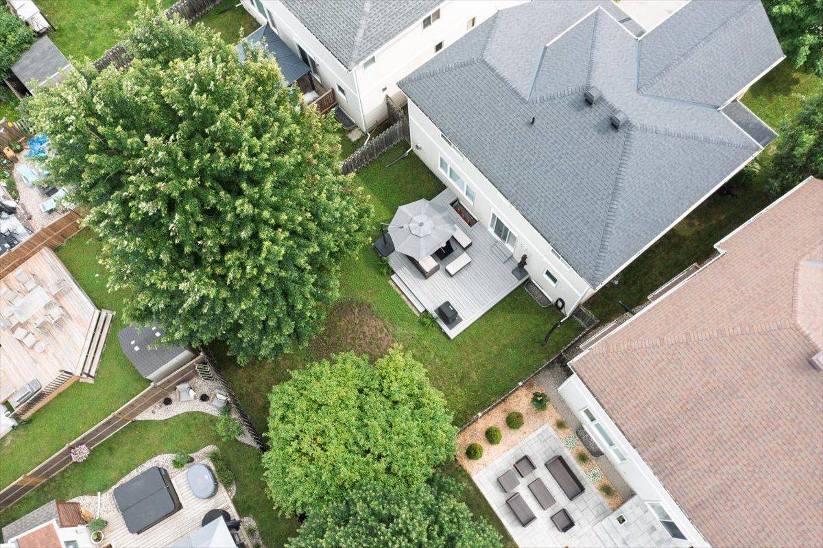 Orleans - Cumberland And Area, ON K4A 4Y4,1105 Luesby CRES
