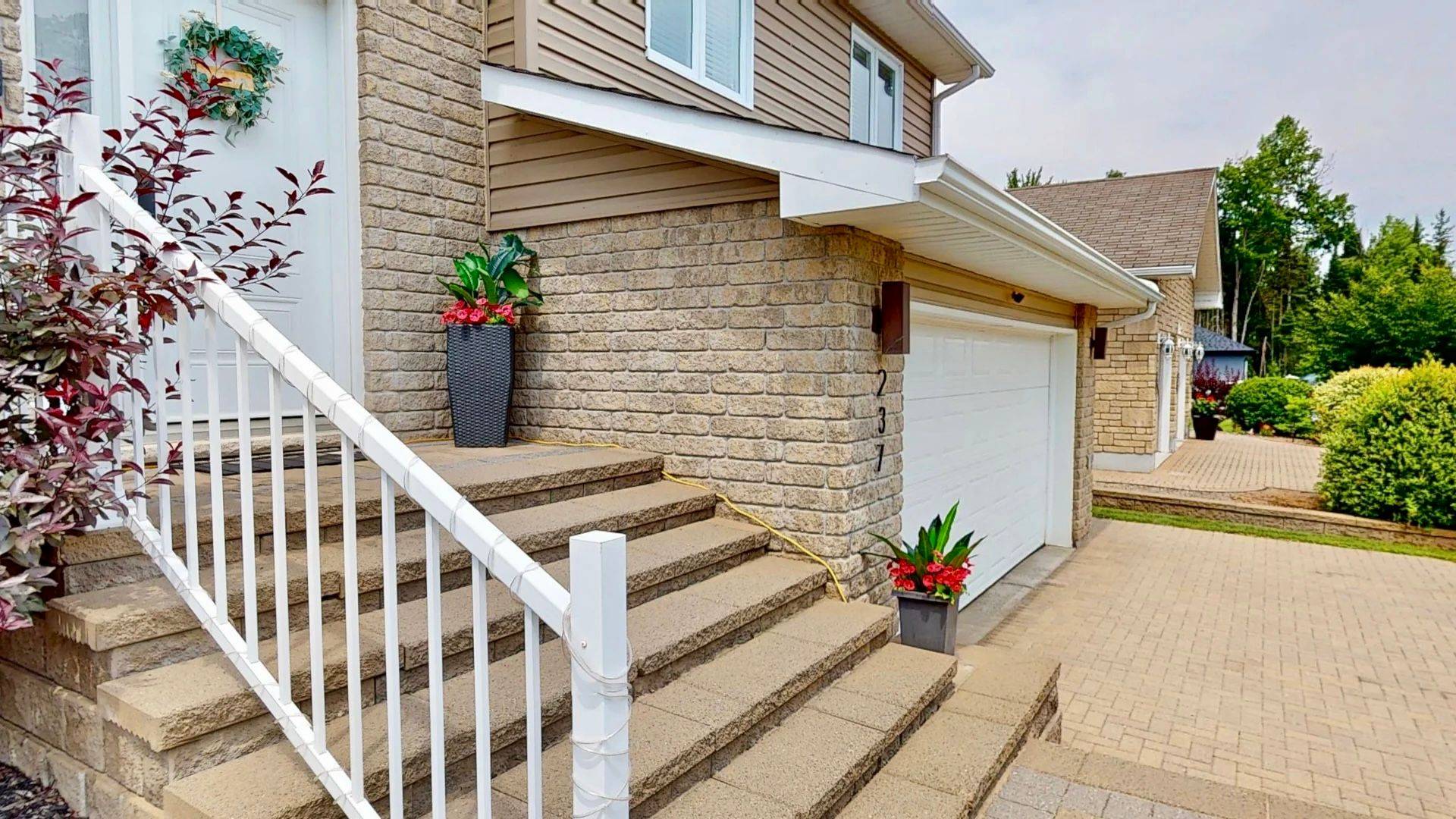 Callander, ON P0H 1H0,237 Osprey CRES