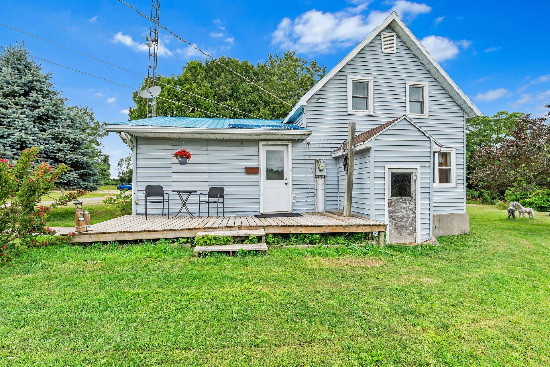 251 Briar Hill RD, Leeds And The Thousand Islands, ON K0E 1N0