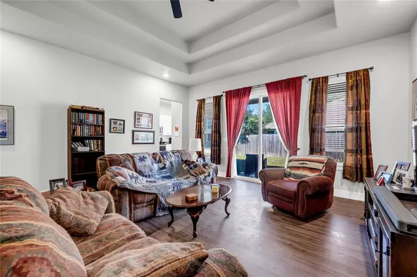 Burnet, TX 78611,100 S Thomas Cove