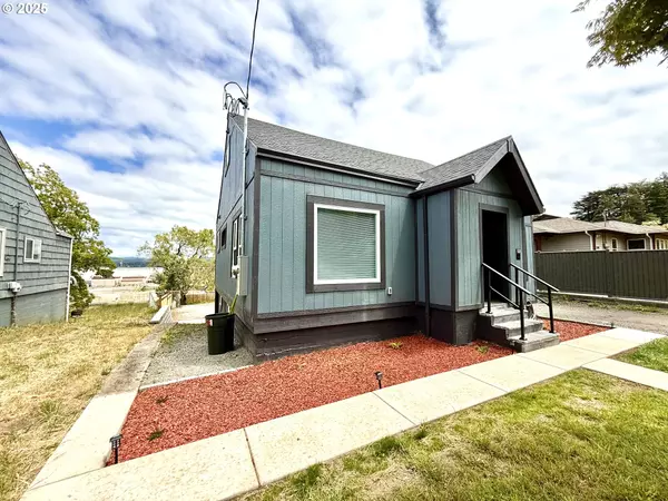 Coos Bay, OR 97420,1350 N 8TH ST