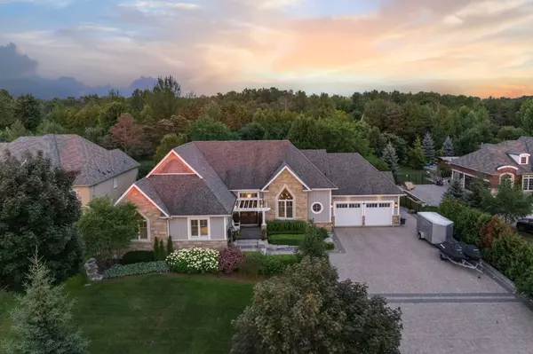 3 Wolford CT, Georgina, ON L4P 0B1