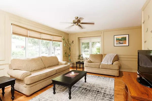London North, ON N5X 1X9,739 Dunboyne CRES