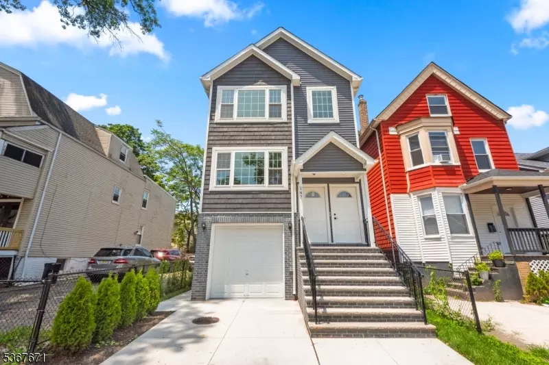 147 N 15Th St, East Orange City, NJ 07017