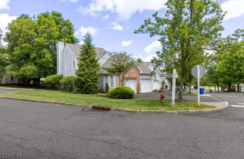 9 Evergreen Way, Mount Arlington Boro, NJ 07856